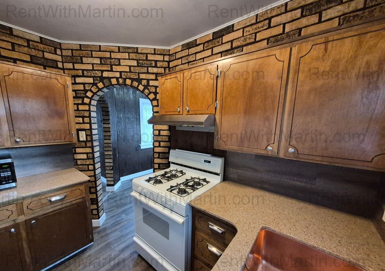 1212 Forest Ave - Photo 7 of 20
