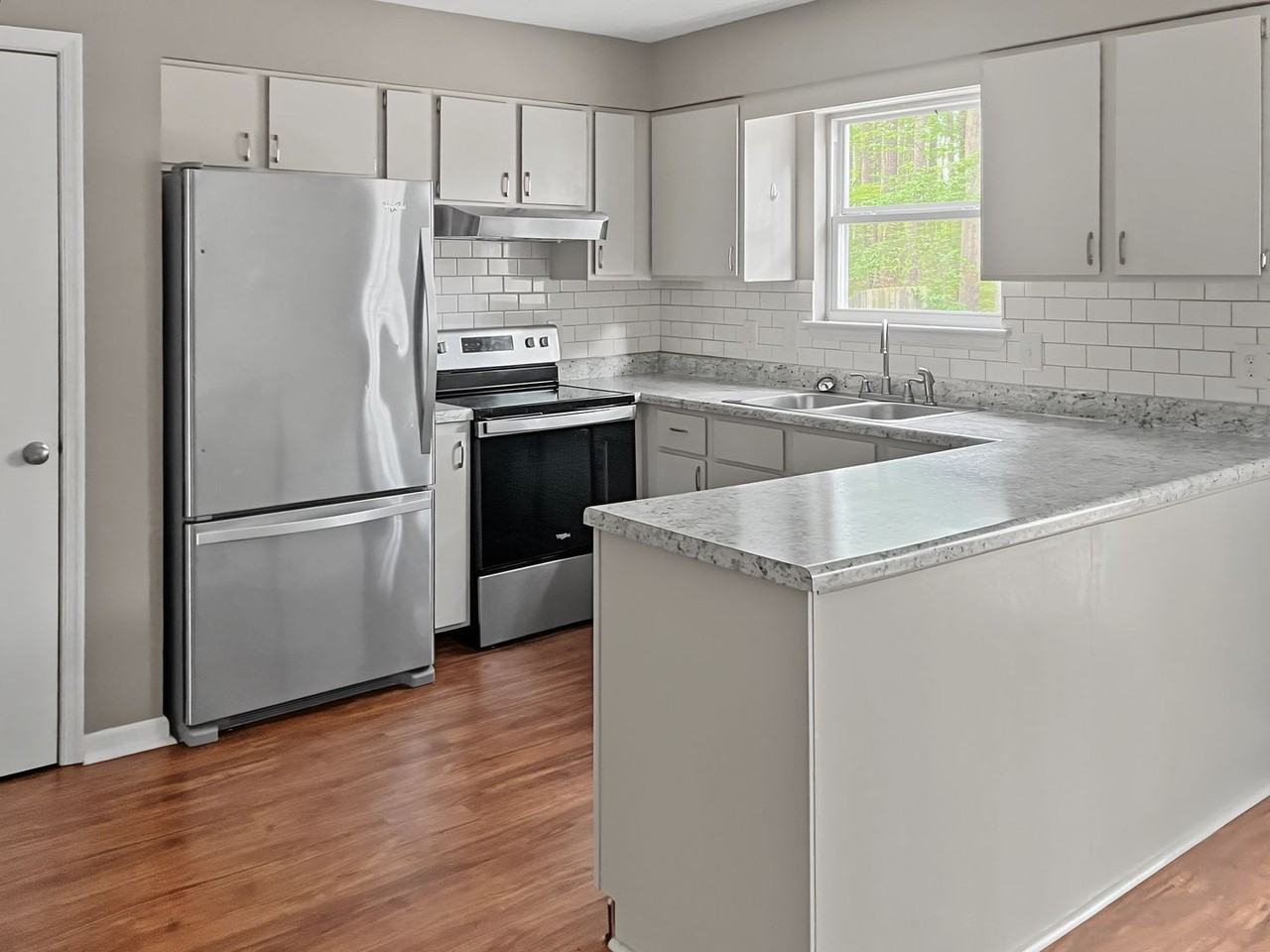 618 Branniff Dr - Photo 4 of 18
