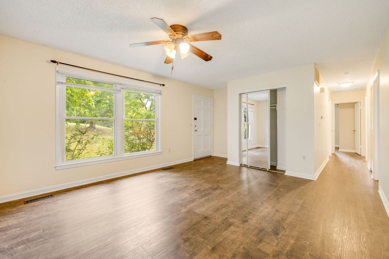 67 Cub Rd - Photo 4 of 43