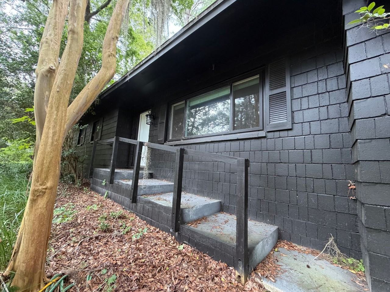 3330 Nw 24th Ave - Photo 2 of 26