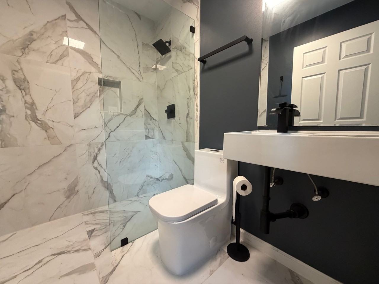 3330 Nw 24th Ave - Photo 4 of 26