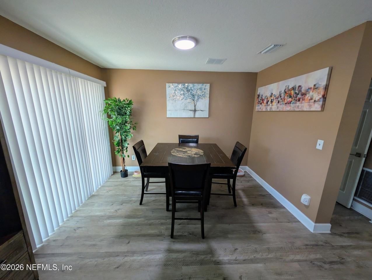 1380 Ottawa Ave - Photo 5 of 16