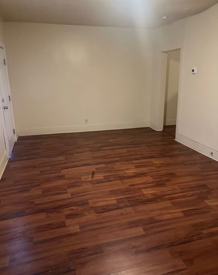 305 Ridgeway Ave - Photo 3 of 8