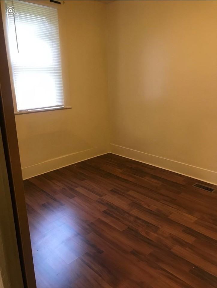 305 Ridgeway Ave - Photo 6 of 8
