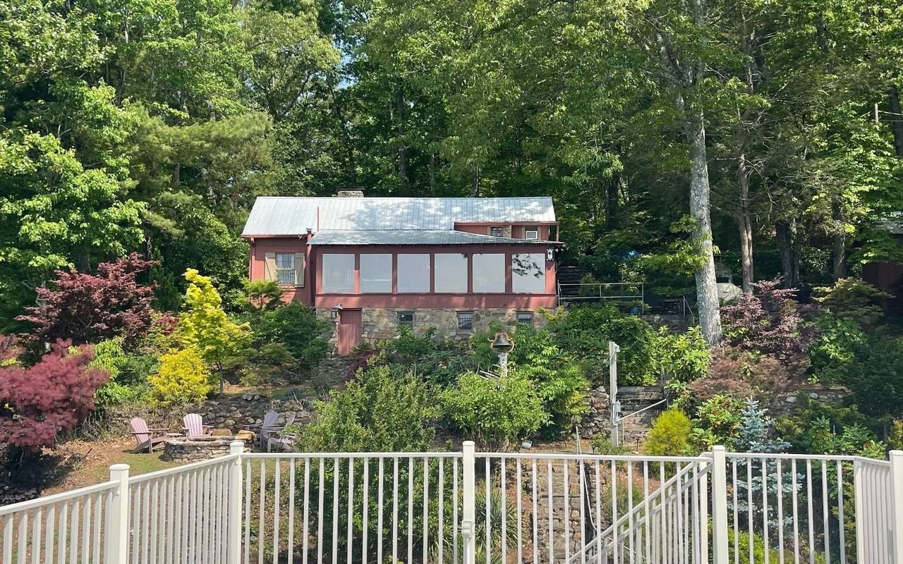 706 Old Toccoa Rd - Photo 2 of 27