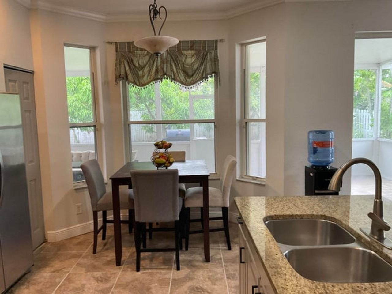 6566 Spring Meadow Dr - Photo 2 of 20