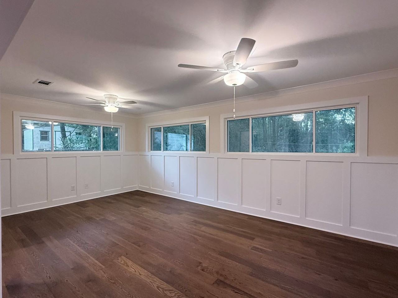 358 W Drake Ave - Photo 2 of 15