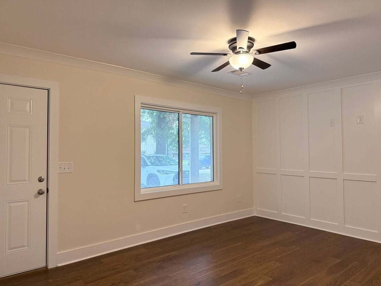 358 W Drake Ave - Photo 7 of 15