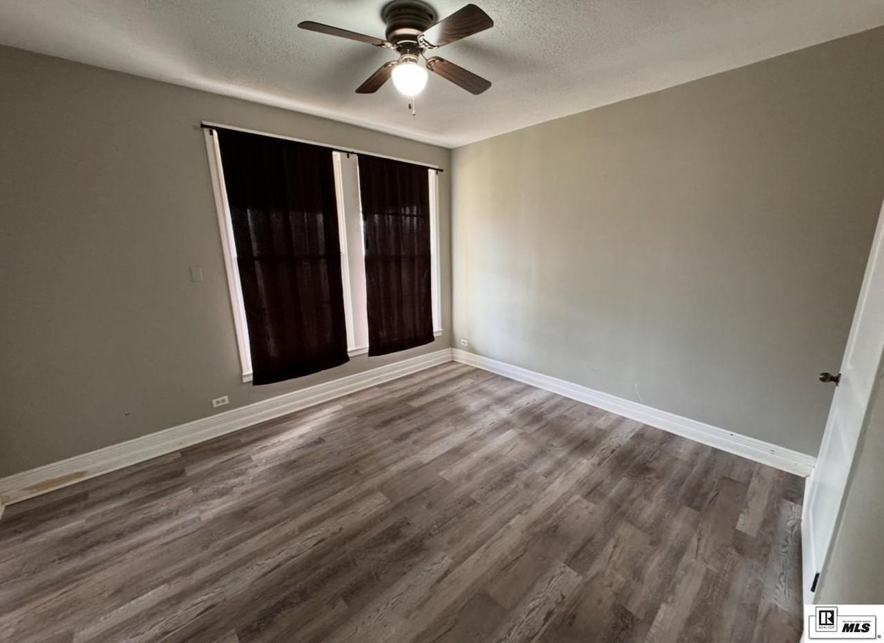 210 Claiborne St - Photo 7 of 7
