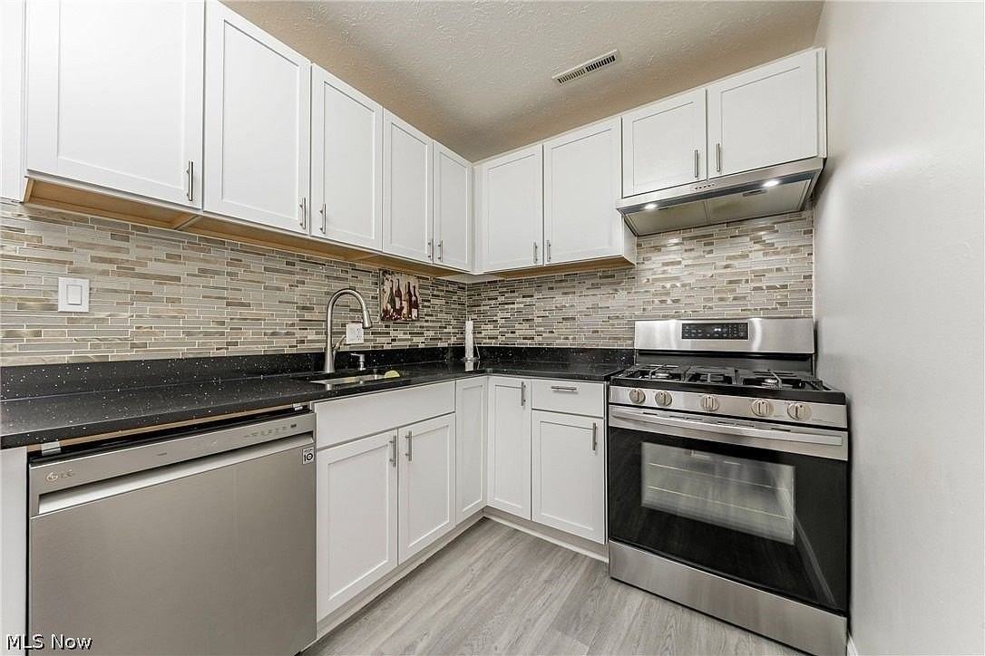 25735 Lorain Rd #513 - Photo 7 of 18