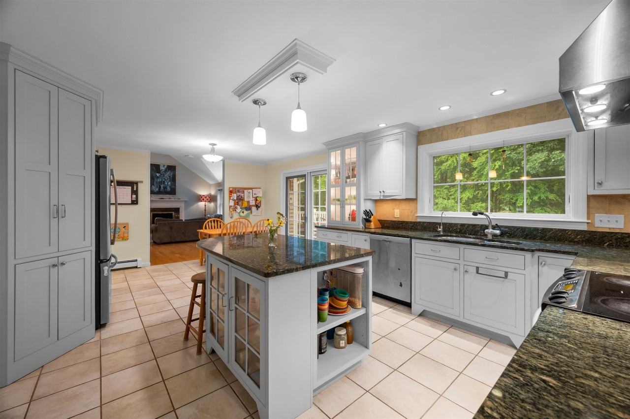 16 Lamington Hill Rd - Photo 5 of 50