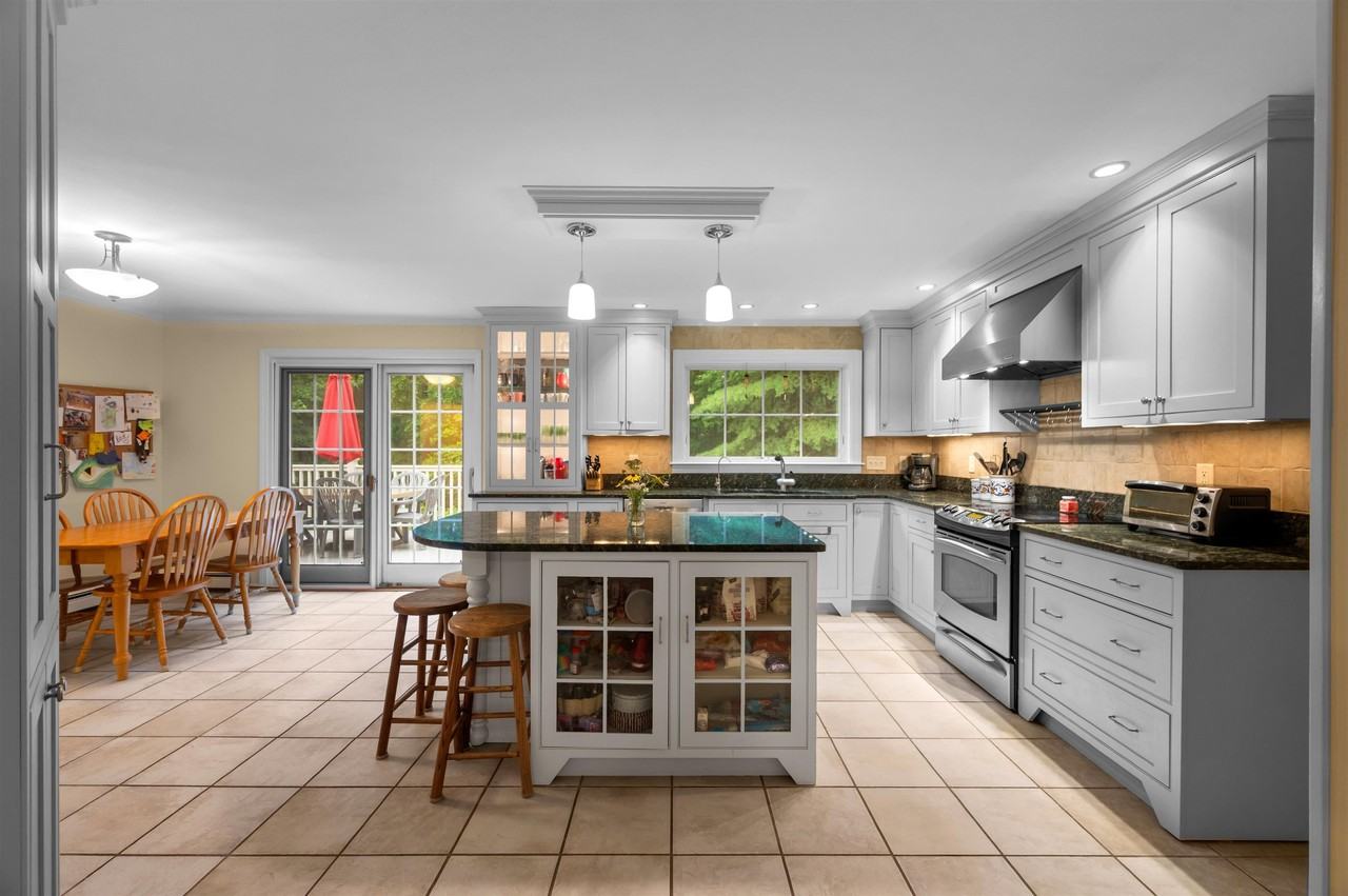 16 Lamington Hill Rd - Photo 6 of 50