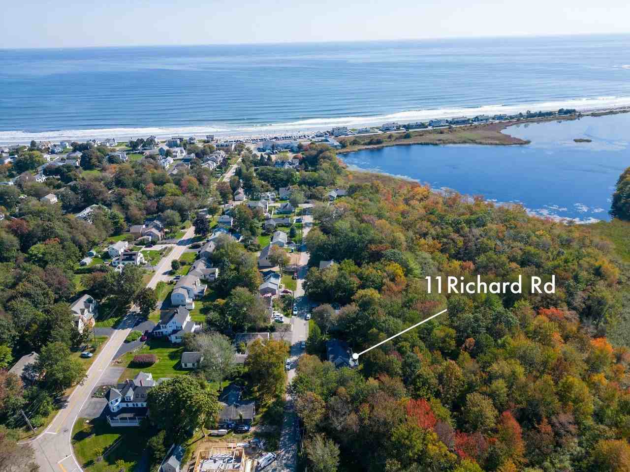 11 Richard Rd - Photo 2 of 32