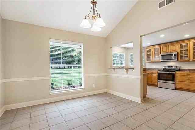 103 Pineland Dr - Photo 6 of 15