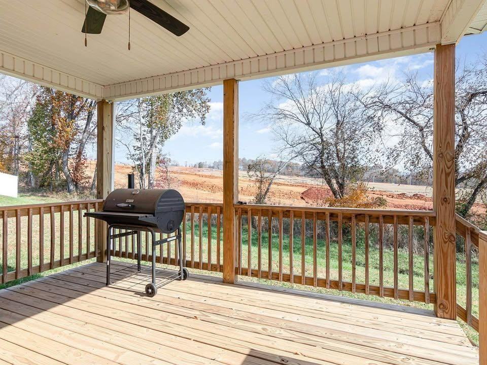 Cardinal Creek Dr - Photo 4 of 7