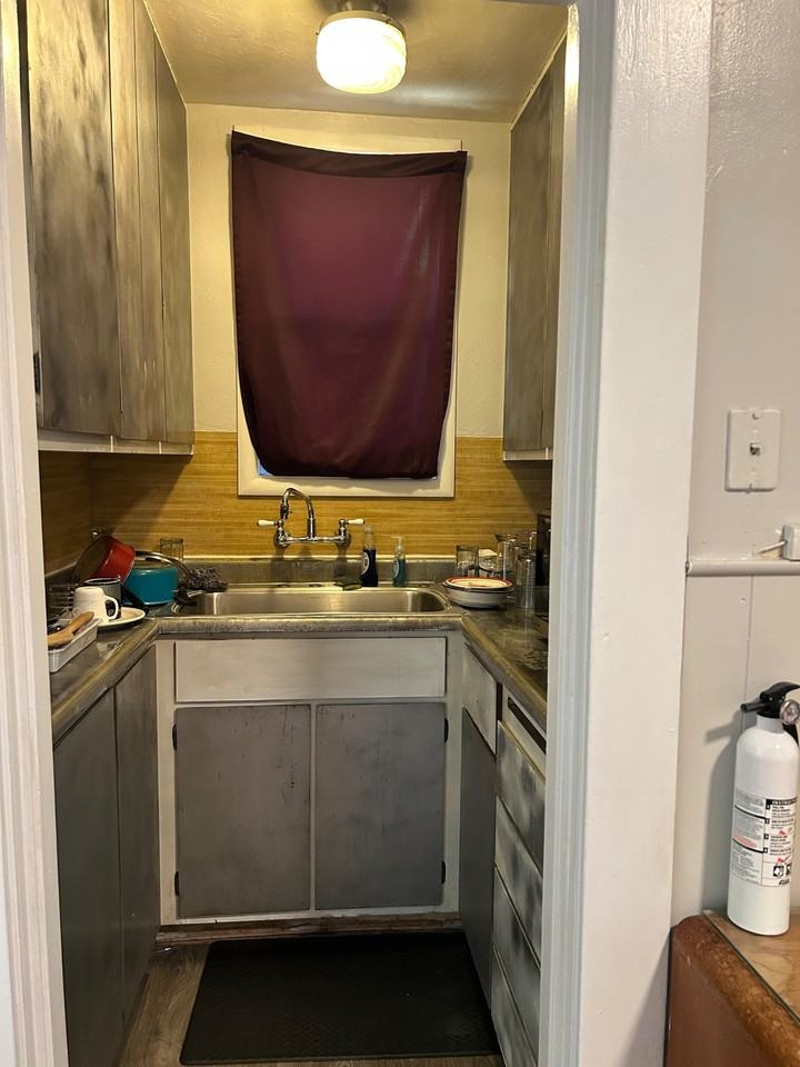 Wanda St - Photo 3 of 25