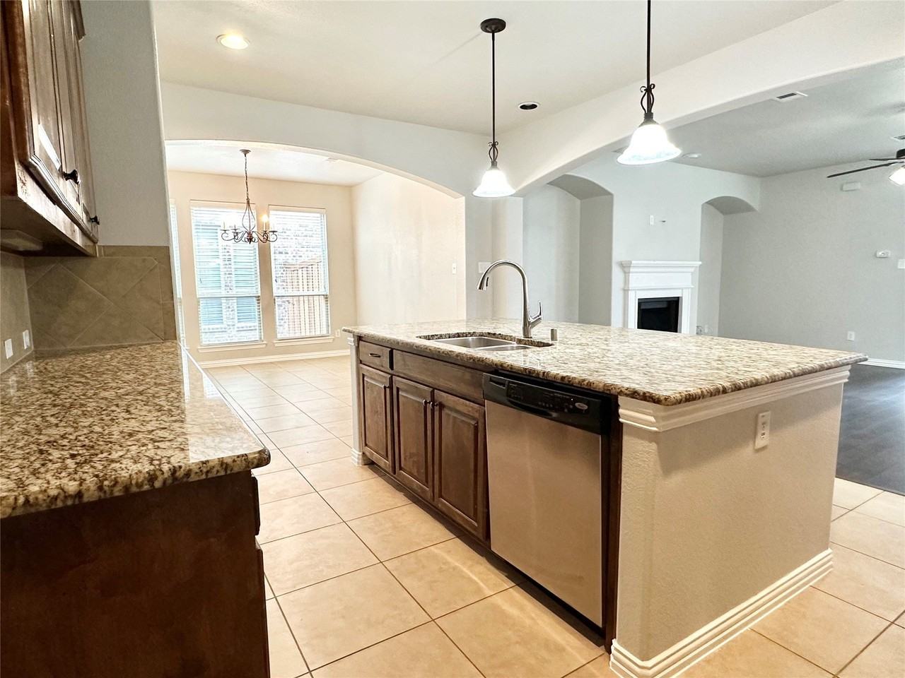 10517 Matador Dr - Photo 7 of 26