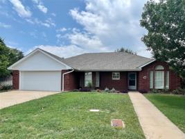 featured image of 1610 Morrow Ln