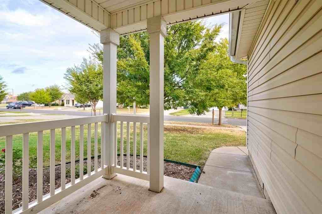 1808 Nw 143rd St - Photo 2 of 34