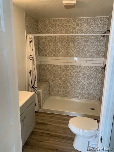 302 Zephyr St - Photo 3 of 9