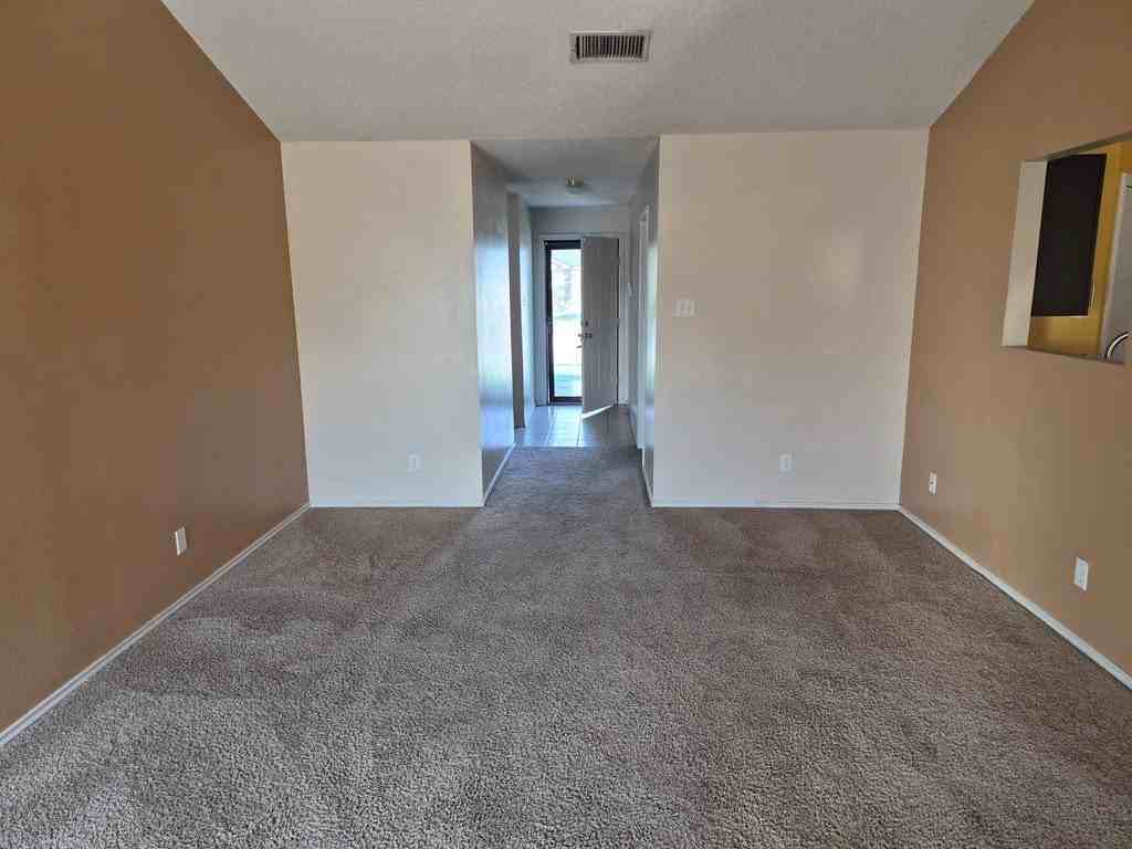1226 Wallace Ln - Photo 3 of 16