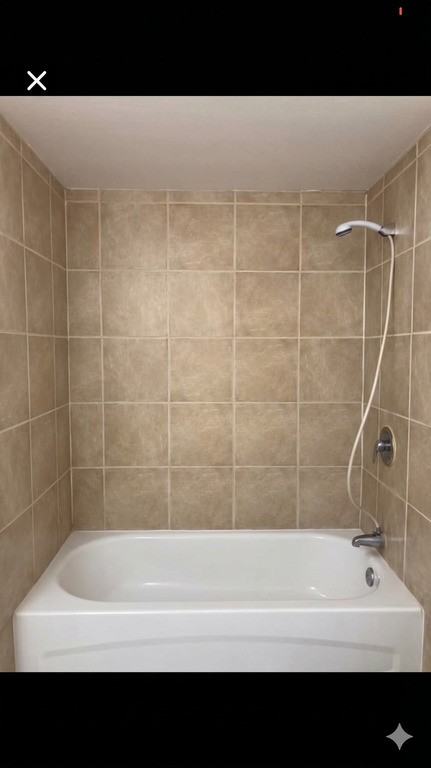 245 Rue Montmagny #2 - Photo 4 of 5