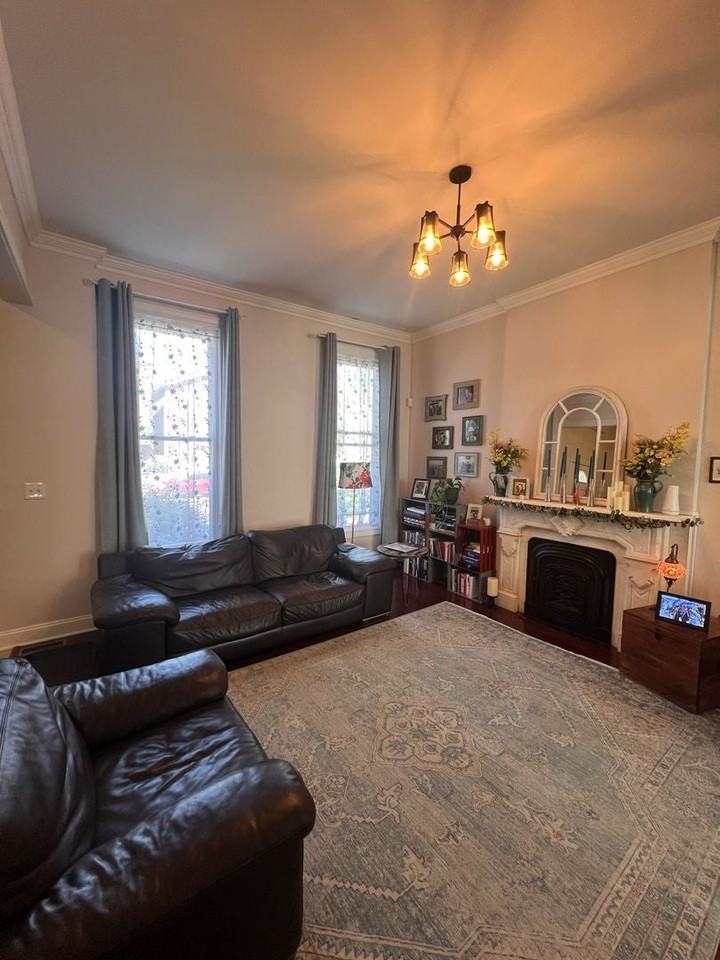 929 S Bell Ave - Photo 3 of 18