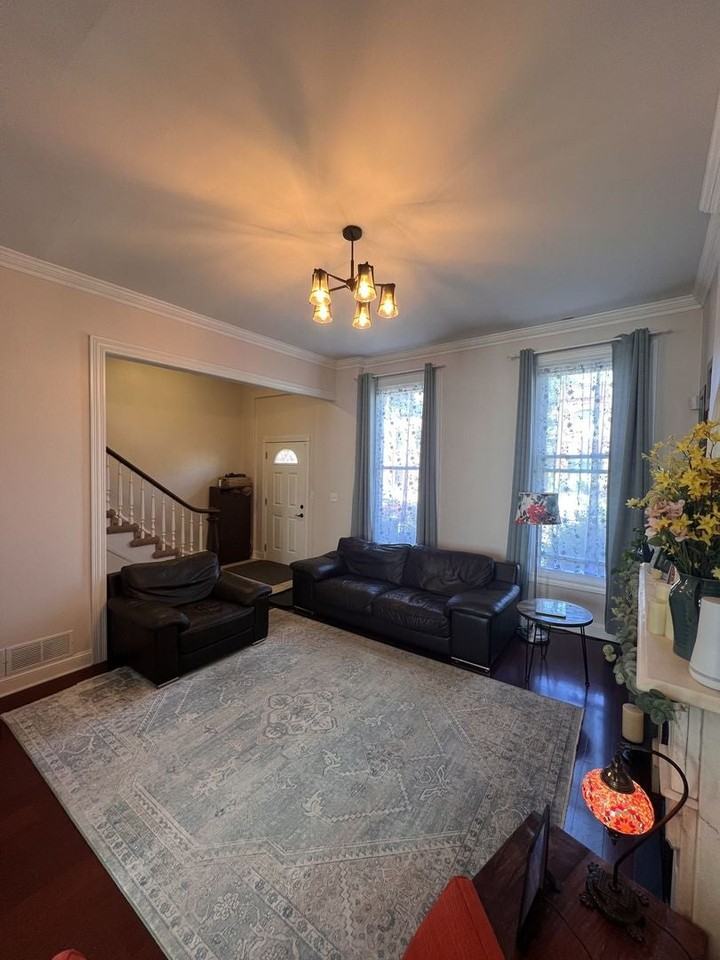 929 S Bell Ave - Photo 4 of 18