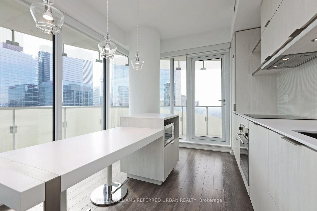 197 Yonge Street - Photo 9