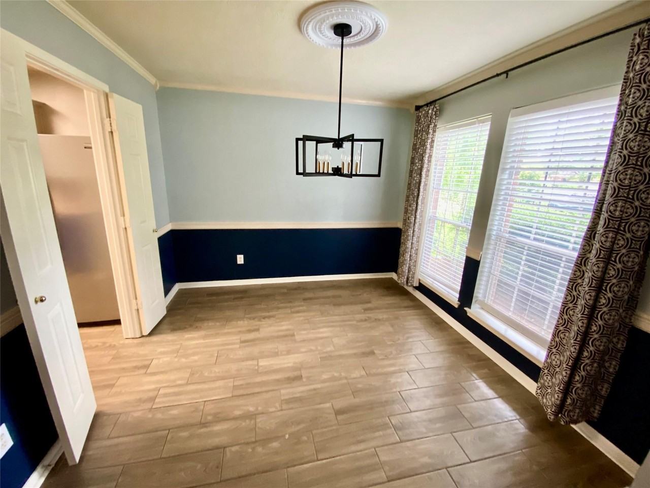 7239 Brockington Dr - Photo 2 of 18