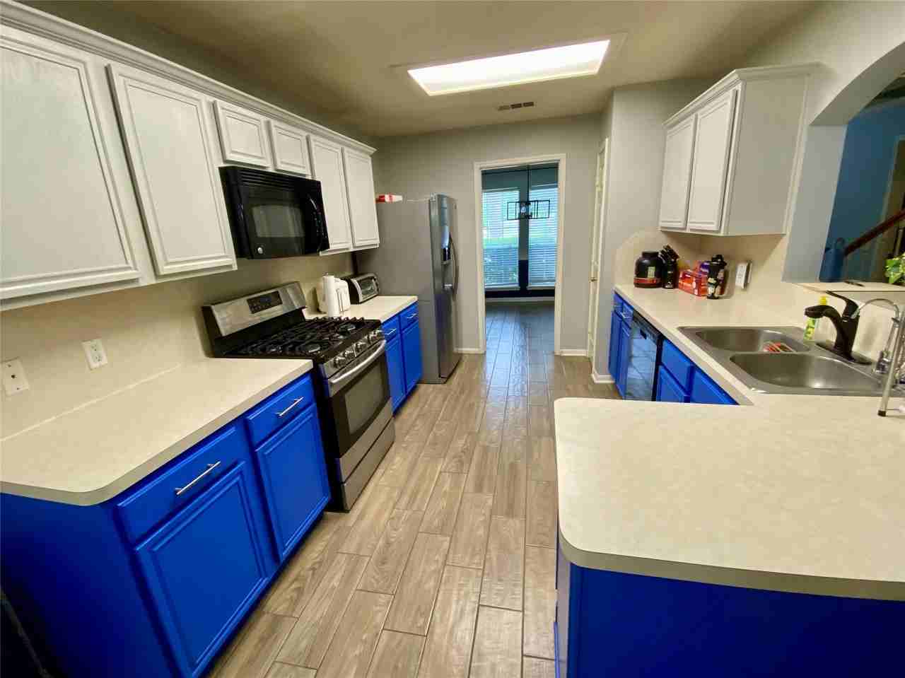 7239 Brockington Dr - Photo 4 of 18