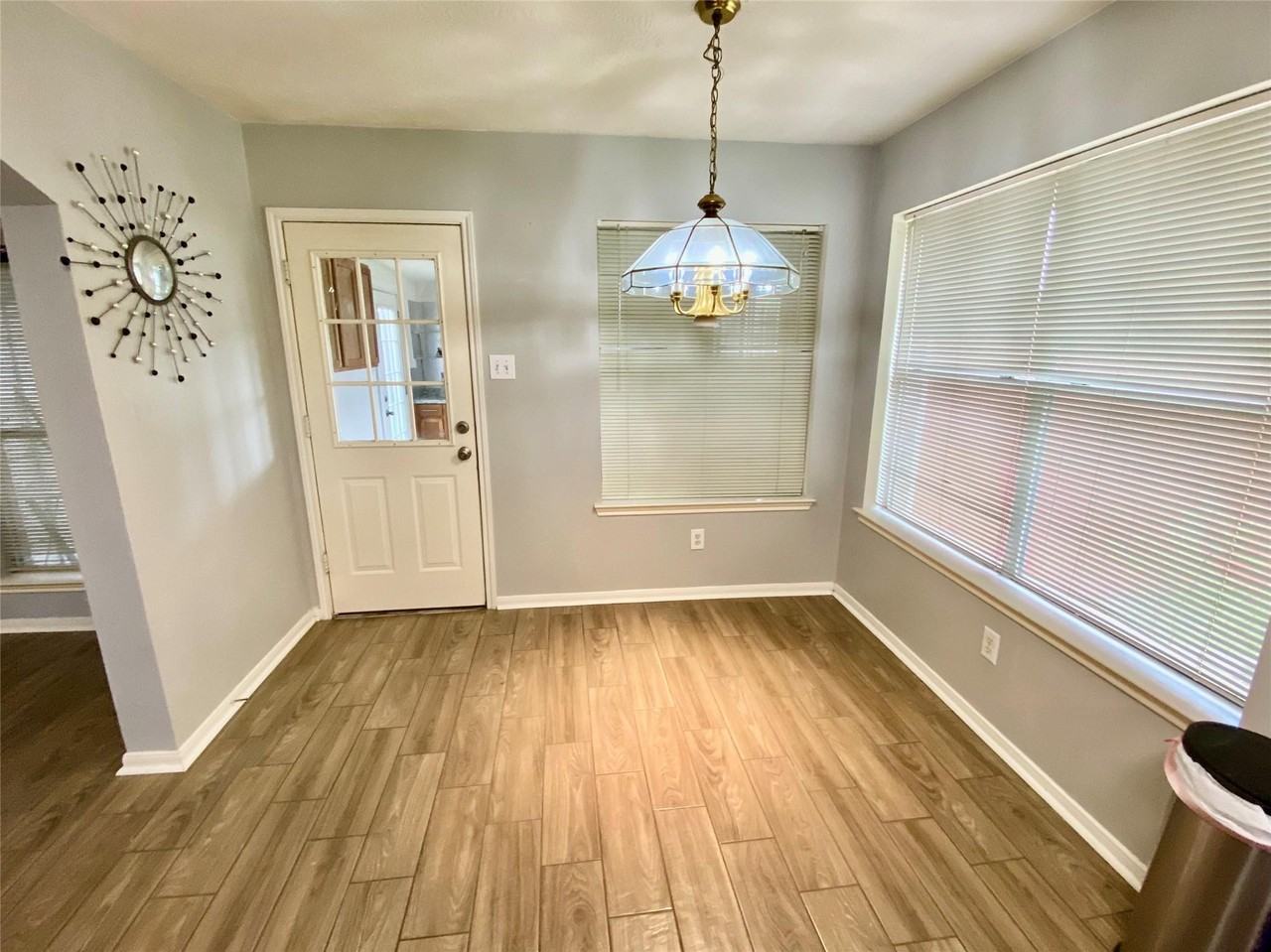 7239 Brockington Dr - Photo 5 of 18
