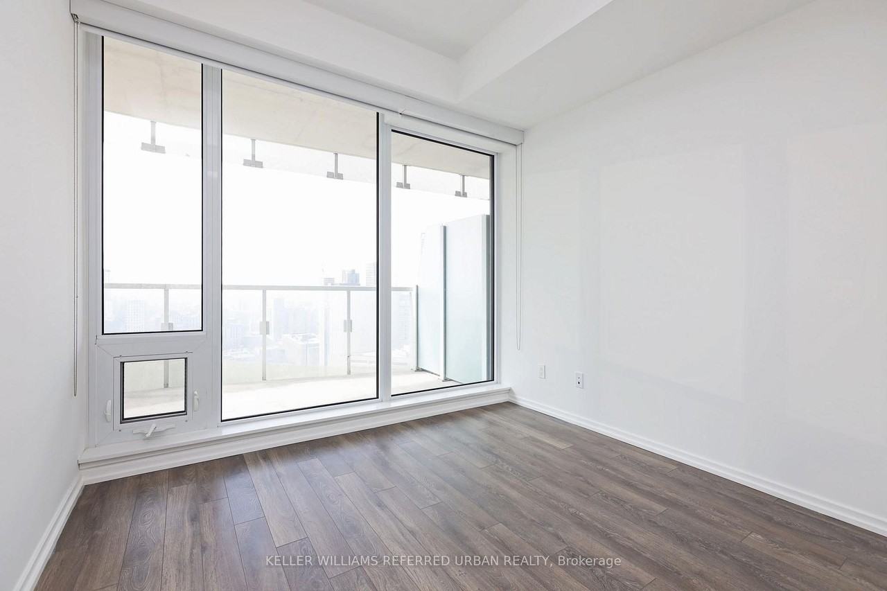 197 Yonge Street - Photo 16