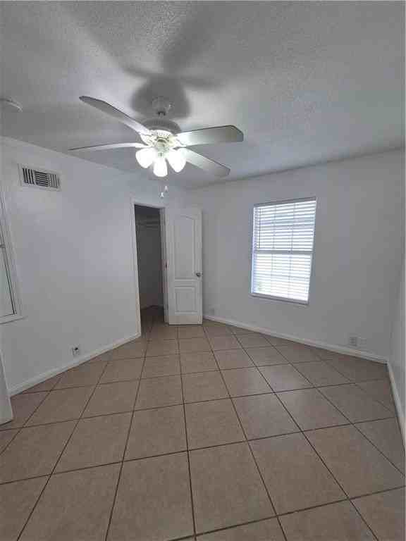 2500 Manson Ave ##404 - Photo 5 of 6