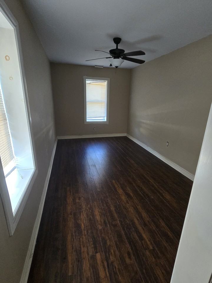 92 Church Street South #1 - Photo 7 of 8
