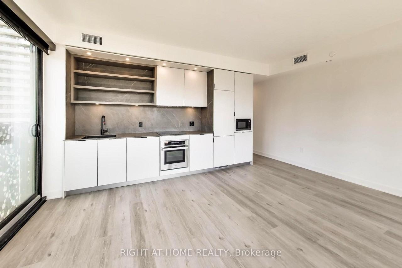 55 Charles Street East - Photo 6