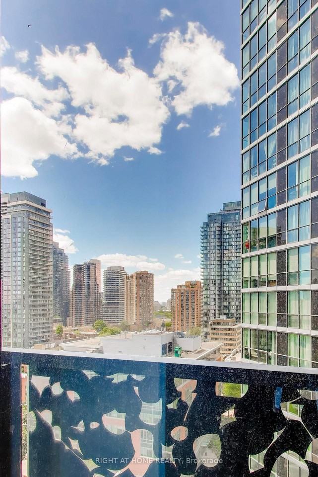 55 Charles Street East - Photo 25