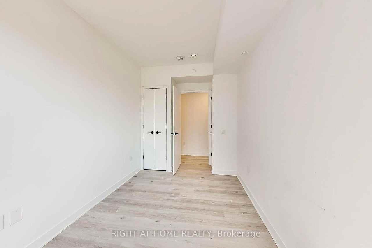 55 Charles Street East - Photo 26