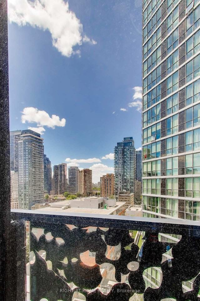 55 Charles Street East - Photo 30