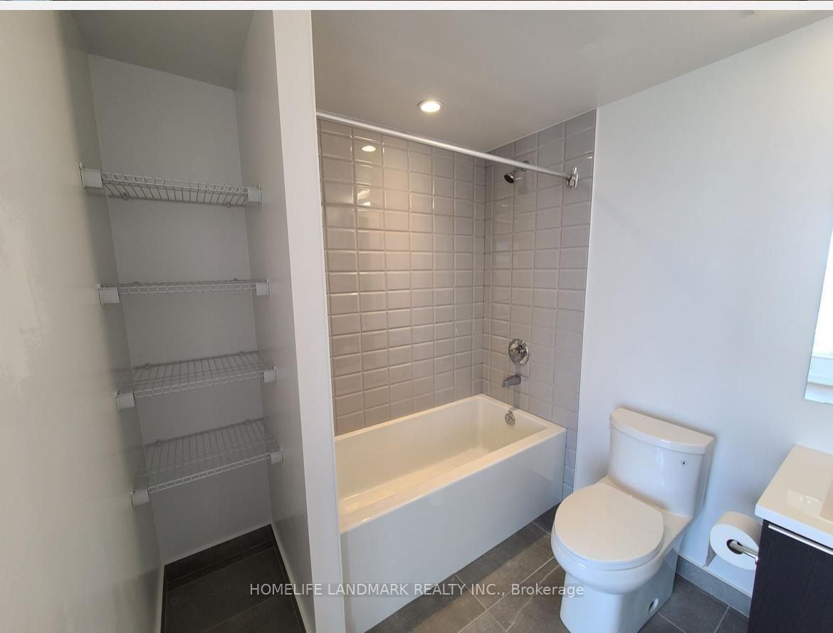 203 College Street - Photo 6