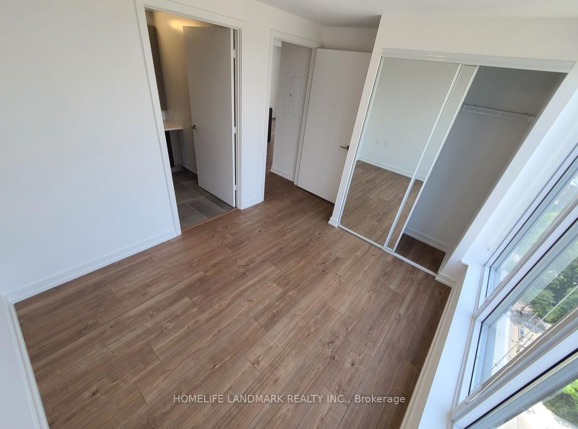 203 College Street - Photo 8