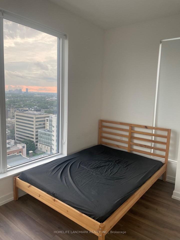 203 College Street - Photo 18