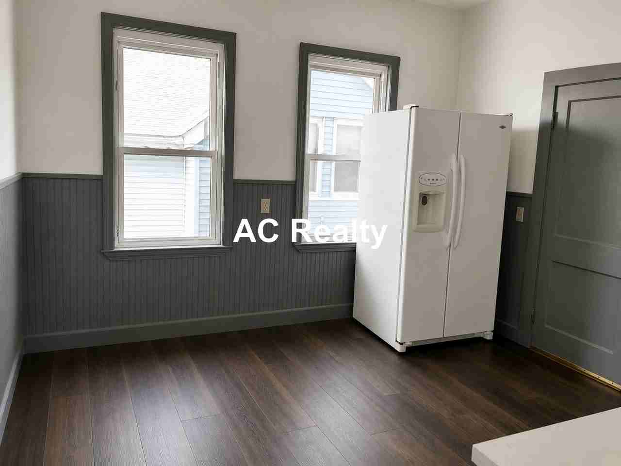 7 Judson St #2 - Photo 2 of 8