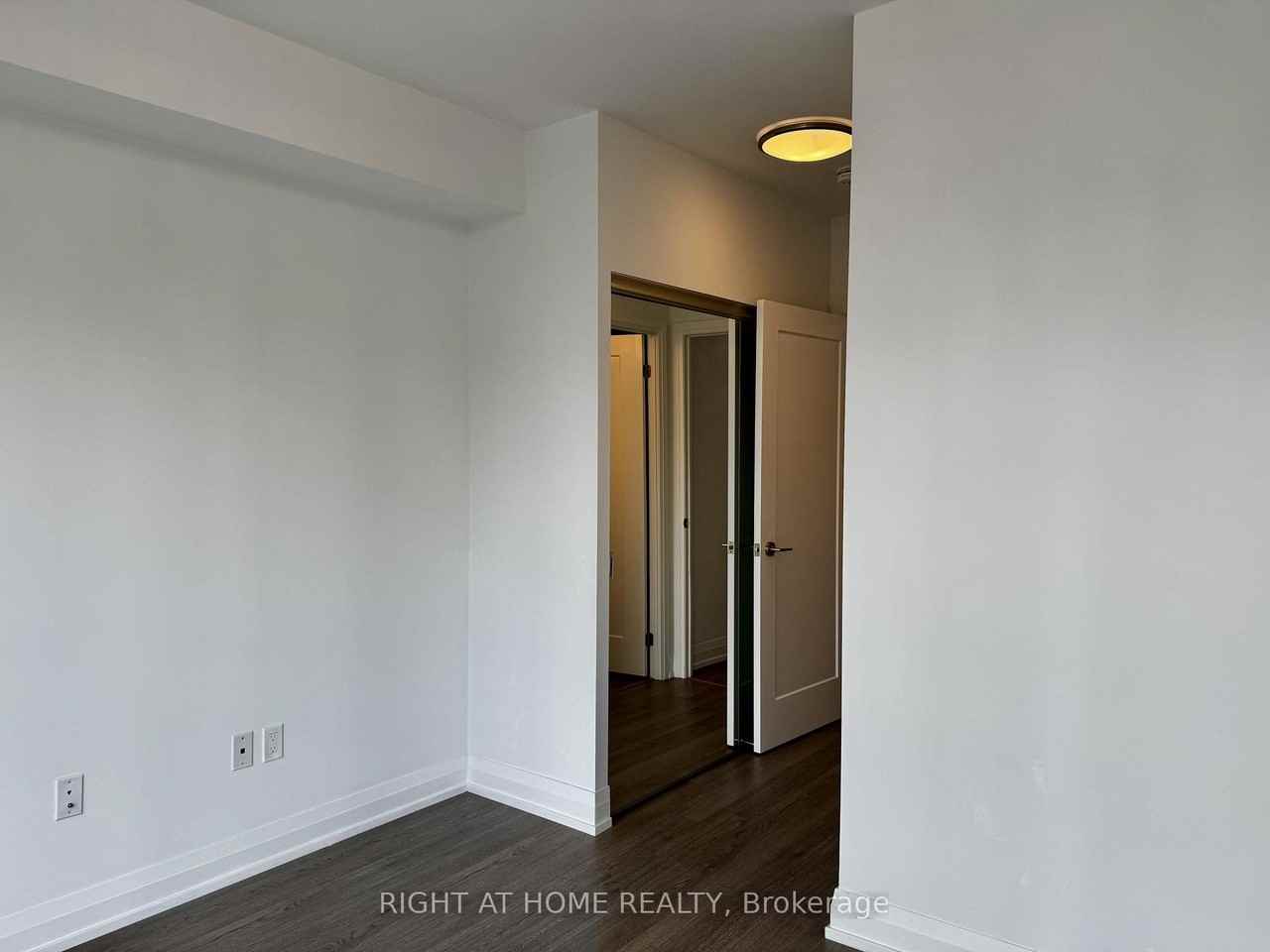 77 Mutual Street - Photo 11