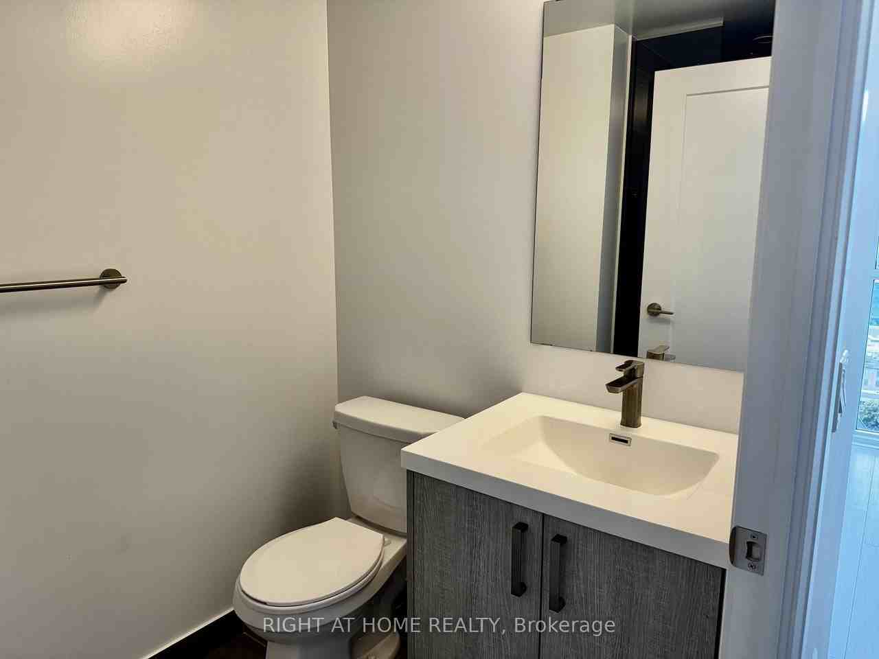 77 Mutual Street - Photo 13