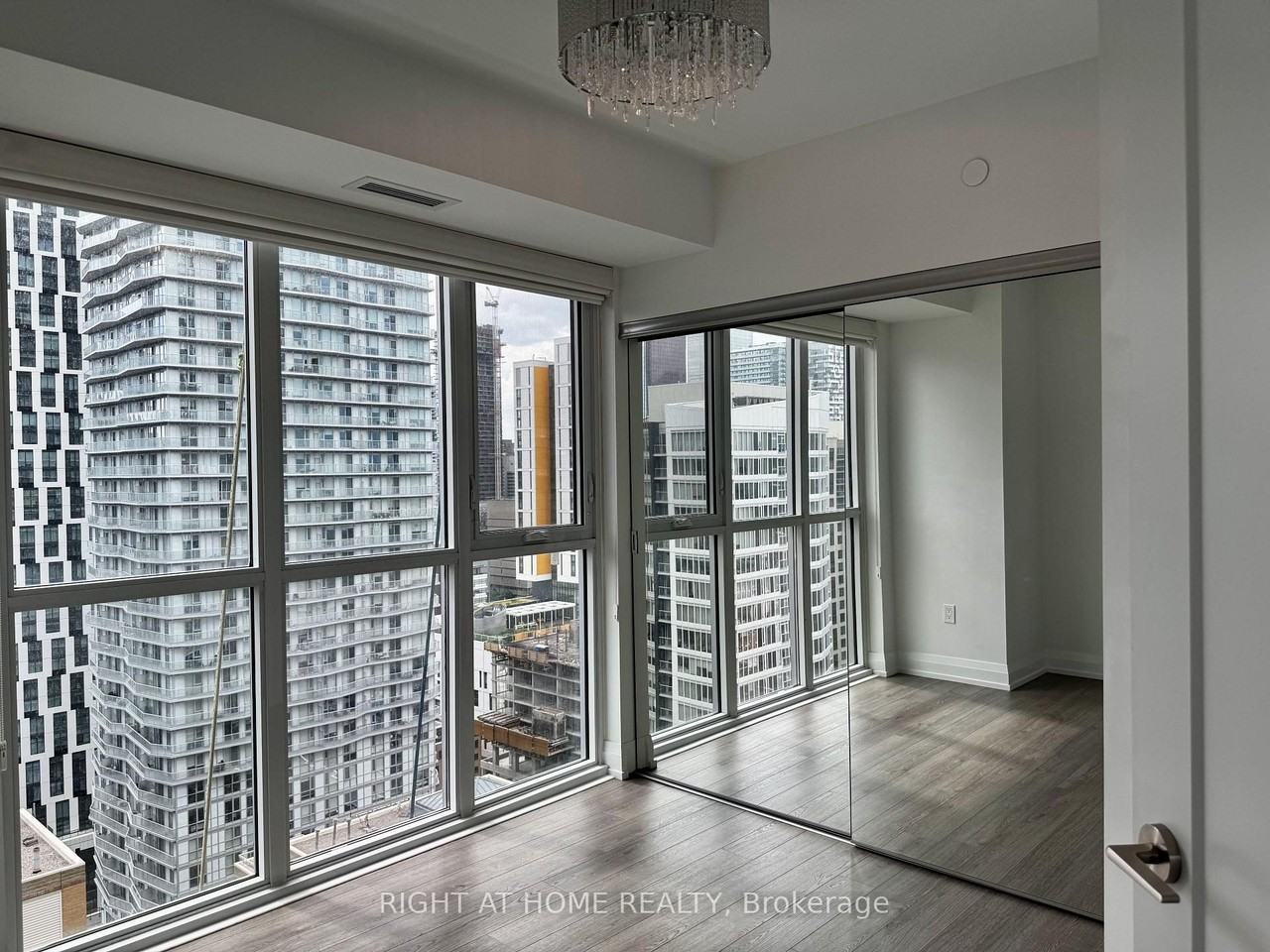 77 Mutual Street - Photo 28