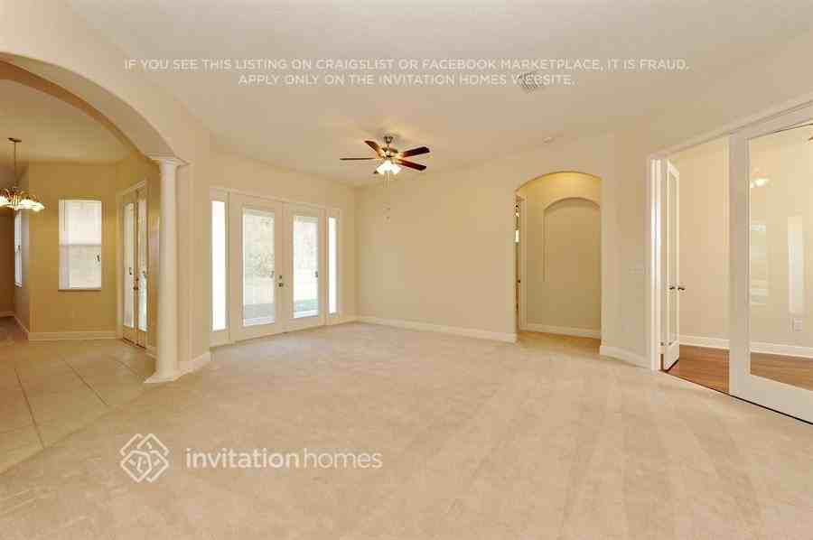 1820 Beaconsfield Dr - Photo 2 of 17