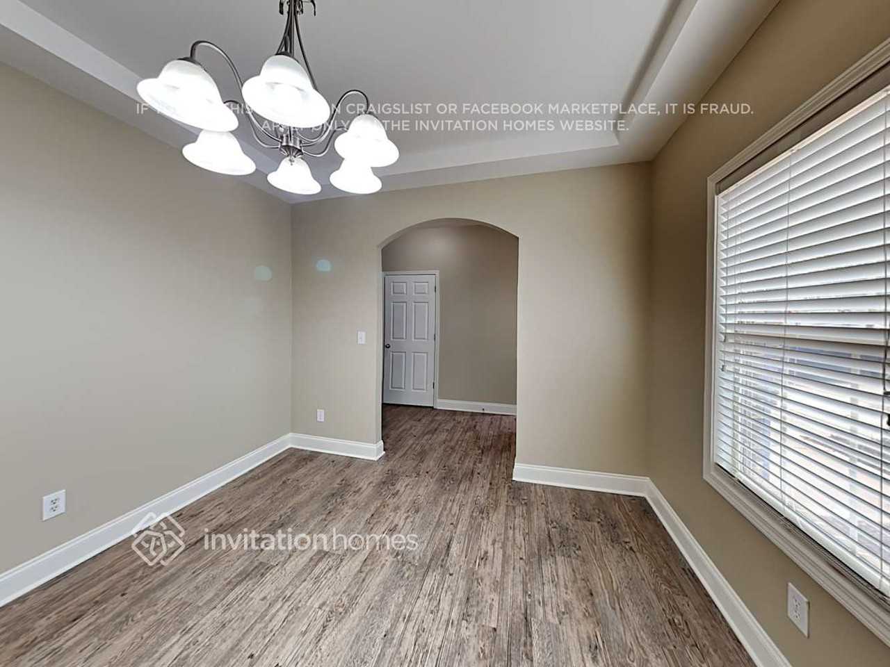 104 Pristine Dr - Photo 4 of 23