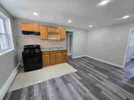 featured image of 479 Roseville Avenue #4c