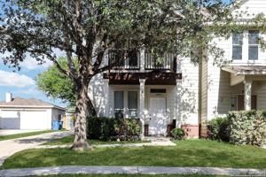 featured image of 10302 Lateleaf Oak